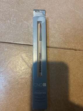 CND ProSeries Liquid & Powder Brush Round #6